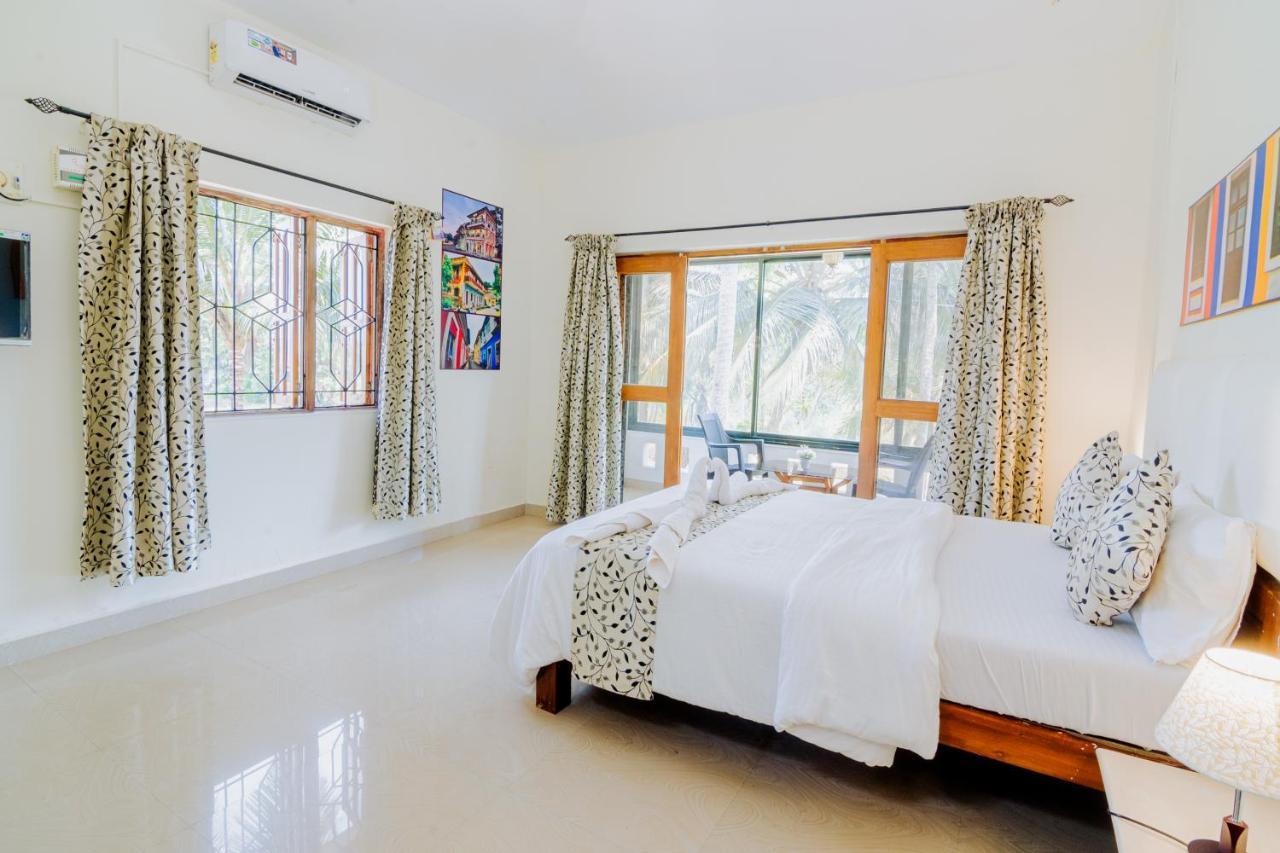 White House In Goa, Truly Amazing Experience Bed and Breakfast Saligao Exterior foto